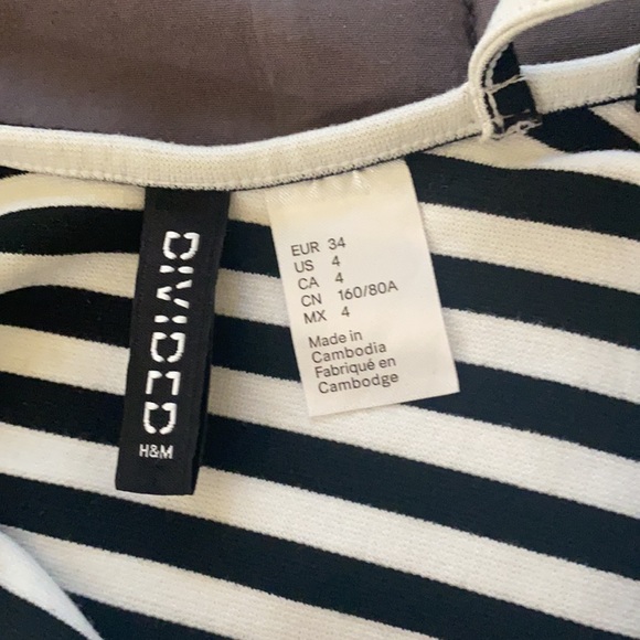 Dress - Picture 4 of 4